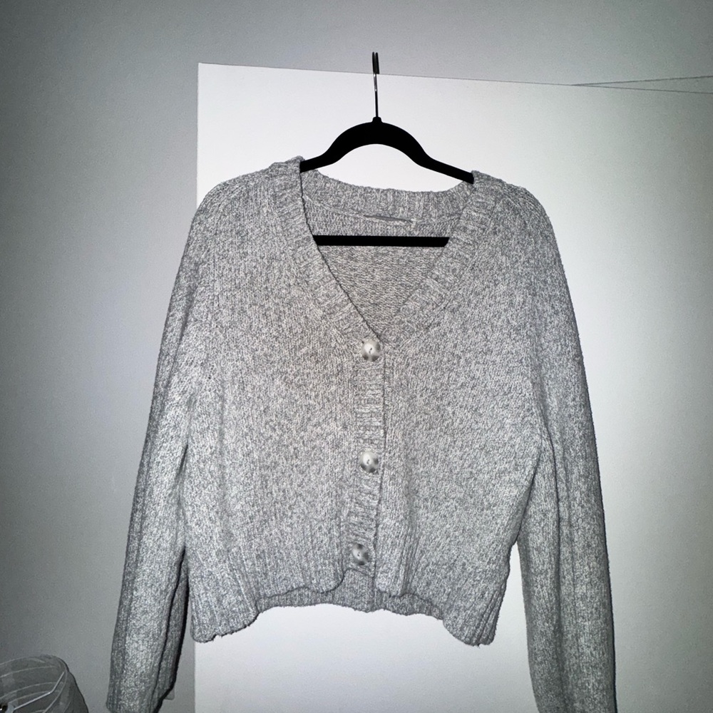 Abercrombie Gray Cardigan